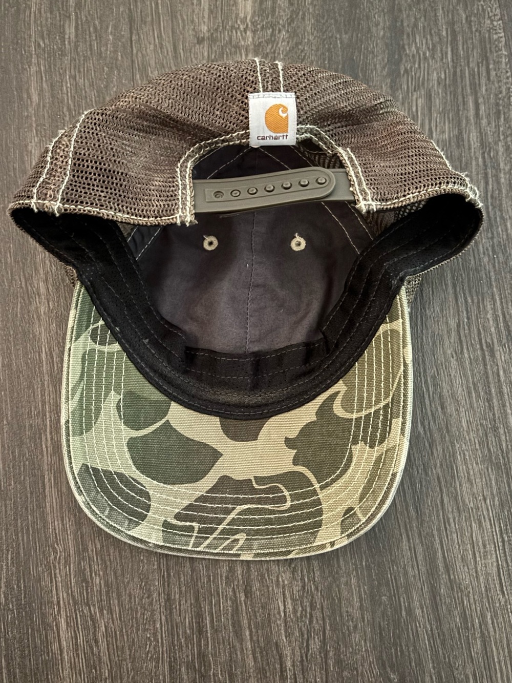 Carhartt Camo Trucker Hat Mens Snapback Mesh Back Workwear - Picture 2 of 3